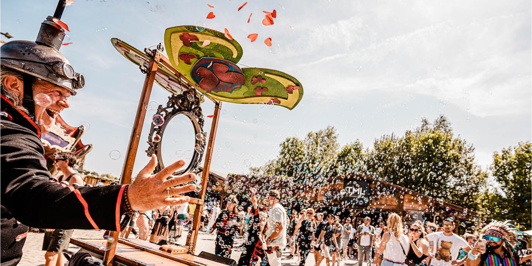 Tomorrowland  Belgium 2023 Adscendo | Compra tus entradas con All In Travels